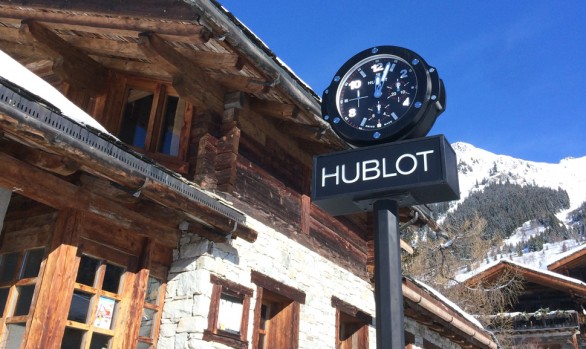 DOUBLE-SIDED CLOCK IN VERBIER. SWITZERLAND.